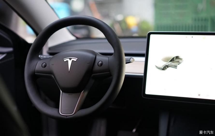 冷光银2021 Model 3 提车