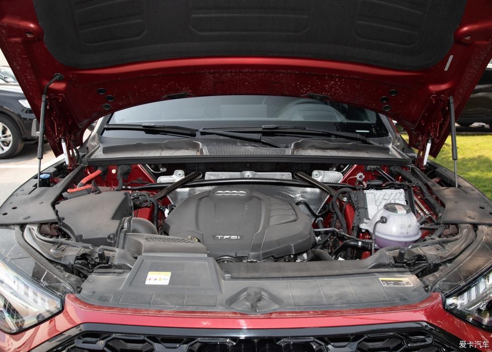 运动感十足给你不一样的驾驶感受奥迪Q5L Sportback
