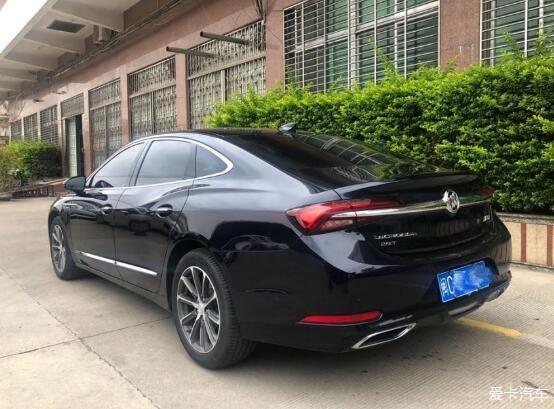 在纠结中选择了别克君越