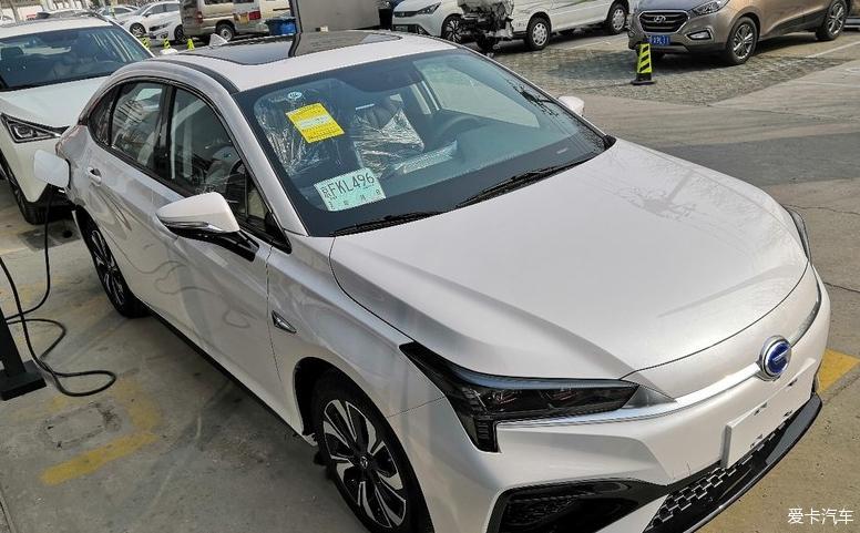 除了model 3你还能看看广汽AION S也不错