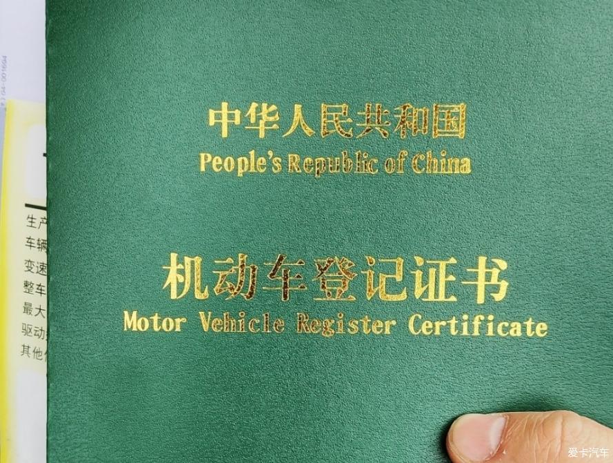最爱那一抹灵动的红妆