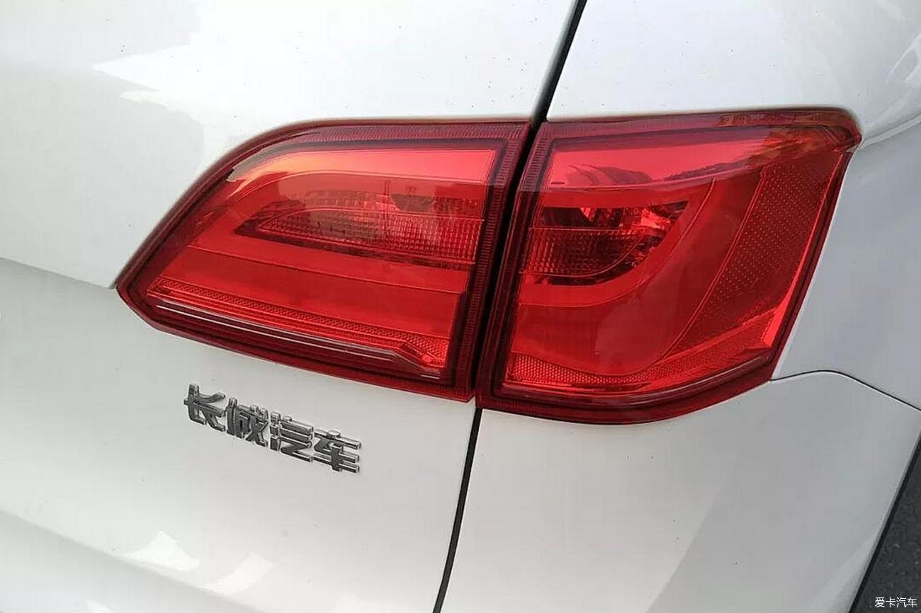 90后选择颜值爆表性能出色的哈弗H6 Coupe 