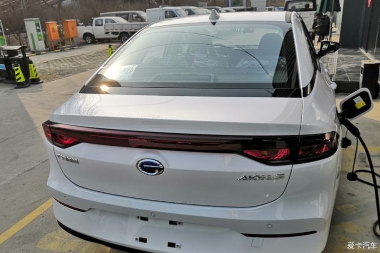 除了model 3你还能看看广汽AION S也不错