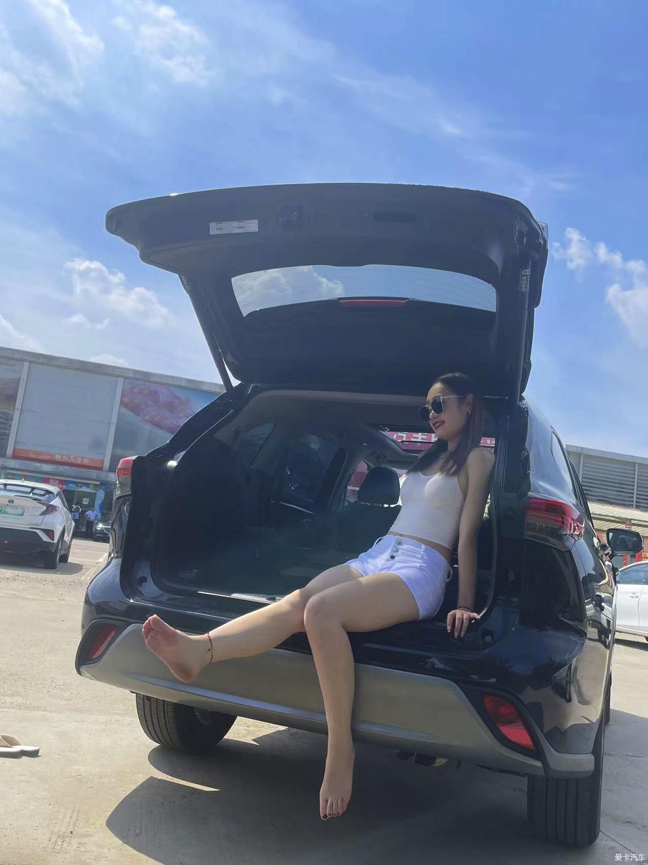 【小能手】生活越来越美好，长腿妹子助阵喜提汉兰达双擎