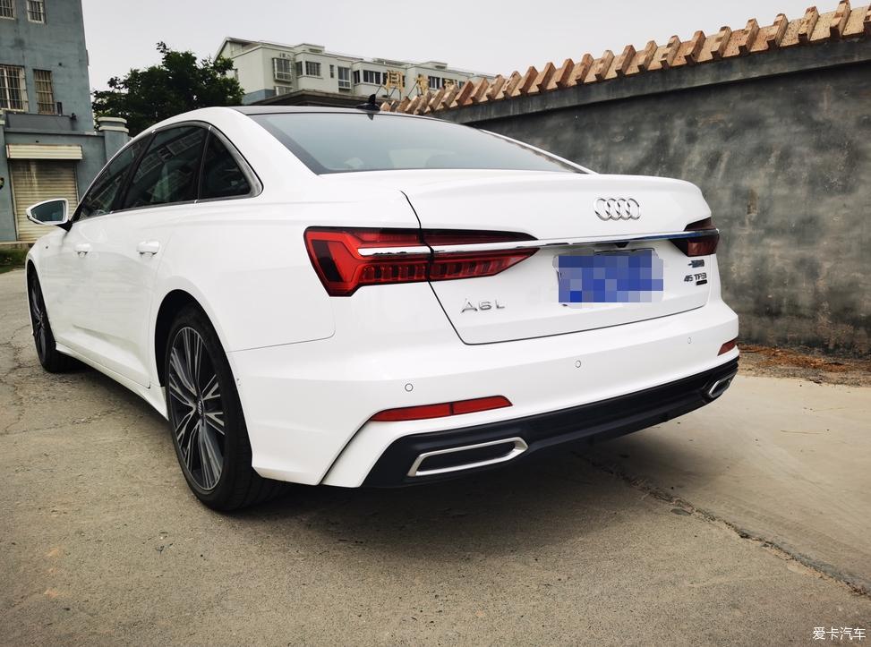 豪华与运动完美的结合奥迪A6L45 TFSI quattro