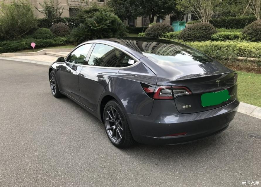 小城市model3的初使用