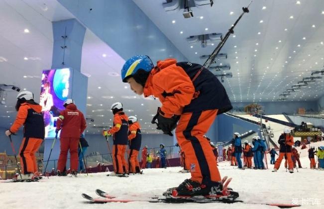 和逍客一起，去融创雪世界一起滑雪