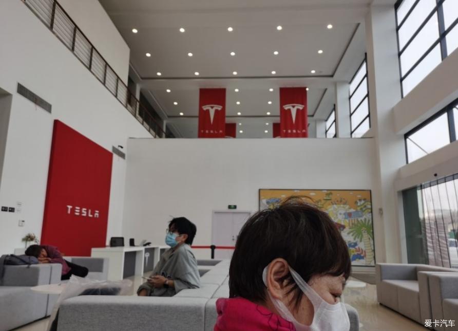 小黑丐提车记
