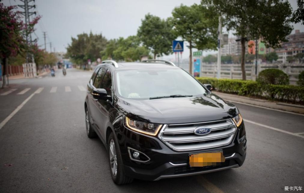 成熟稳重的美系黑色7座SUV—18款豪锐