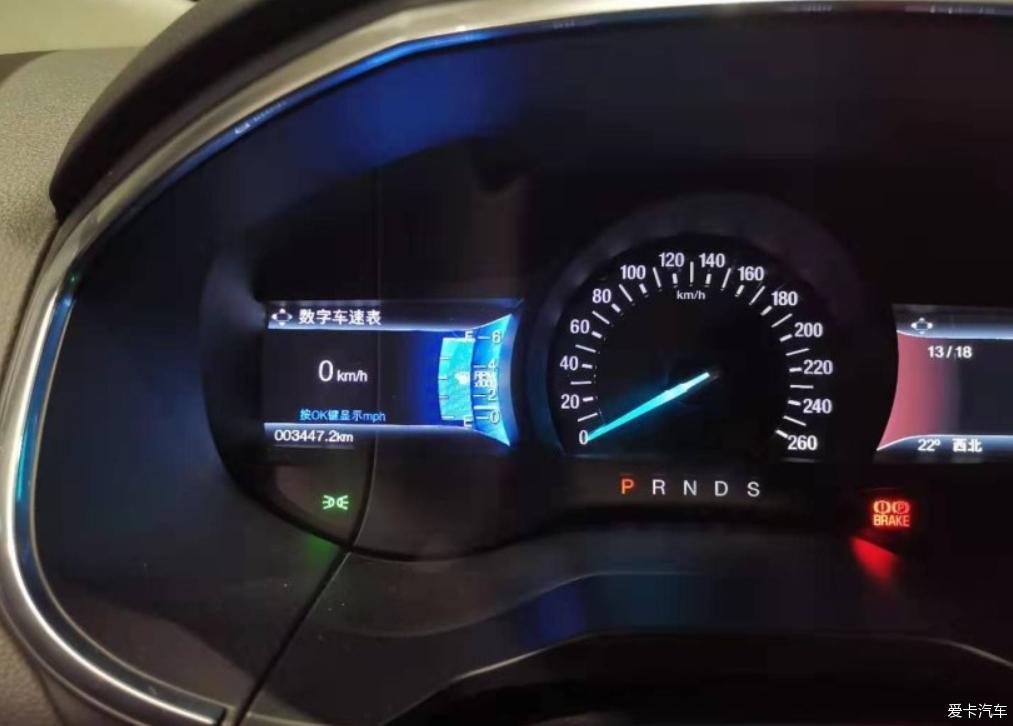 成熟稳重的美系黑色7座SUV—18款豪锐