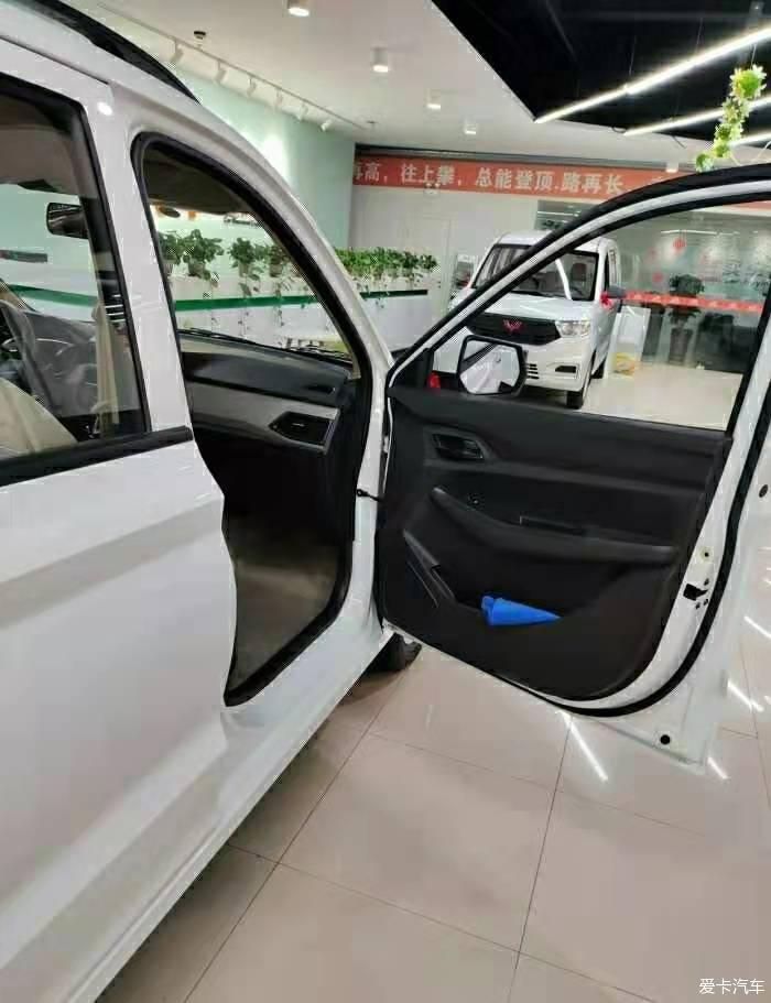 认准老品牌的力量  经济实用首选五菱宏光