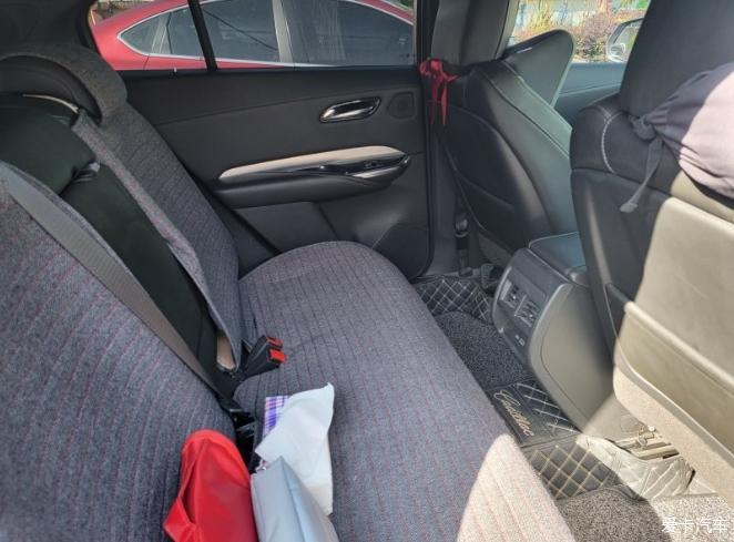 豪华SUV 凯迪拉克XT4报道