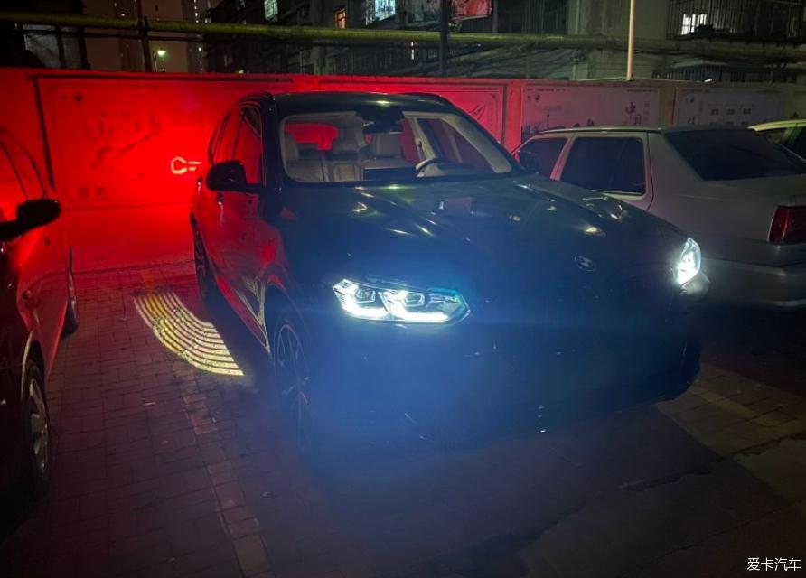 分享我的2022款x3 30i碳黑