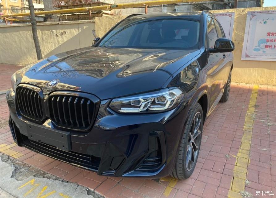 分享我的2022款x3 30i碳黑