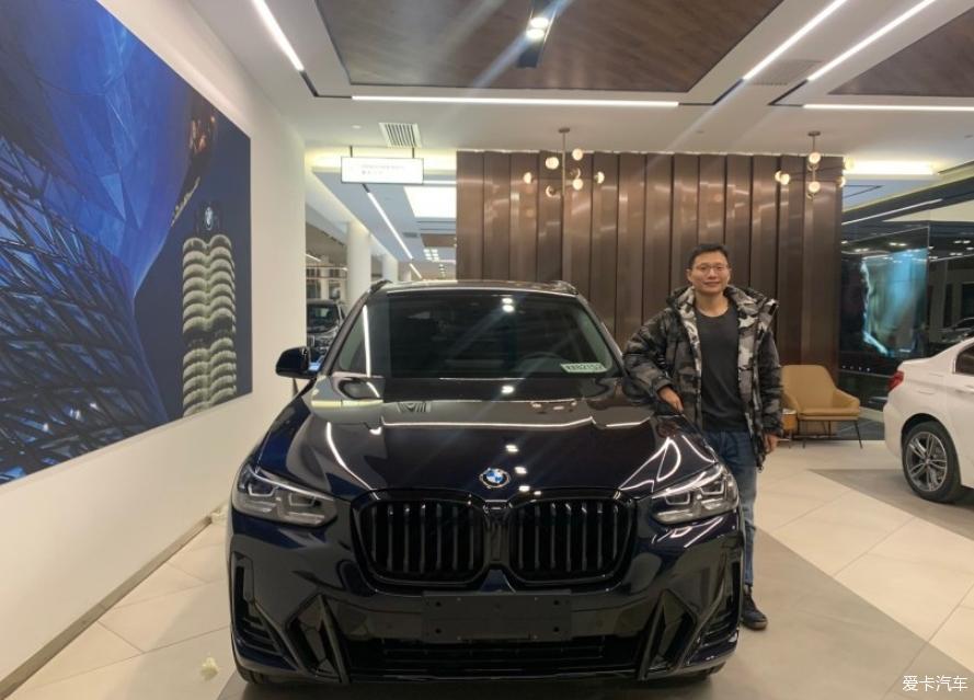 分享我的2022款x3 30i碳黑
