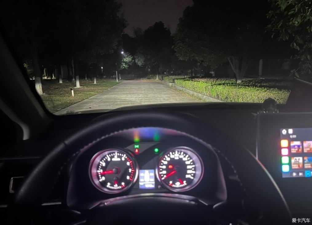 看看哈弗M6PLUS大灯照明效果