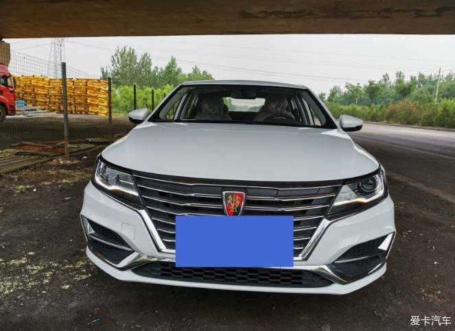 我的荣威i5，公路上一道亮丽的风景线