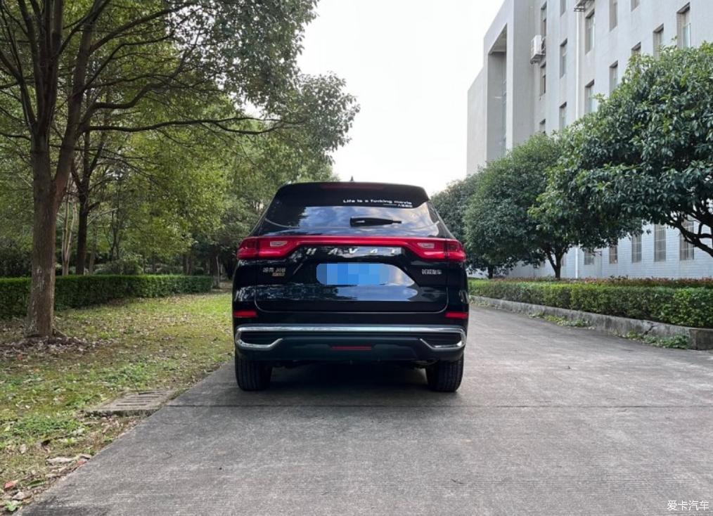 看看哈弗M6PLUS大灯照明效果