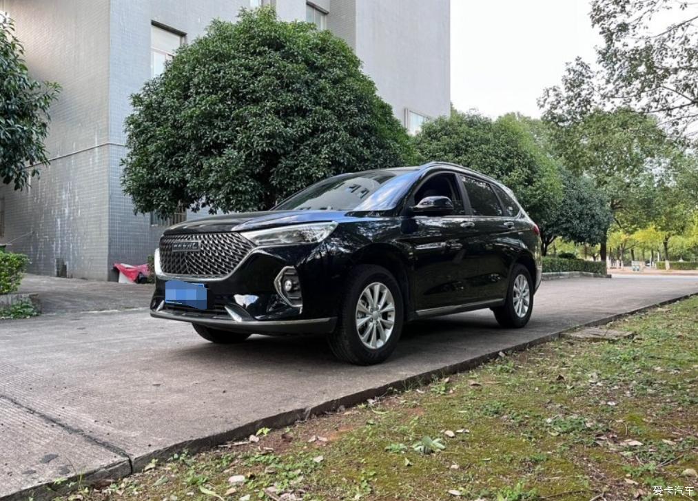 看看哈弗M6PLUS大灯照明效果