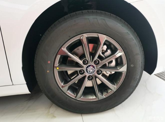 分享喜提爱车-秦Plus EV