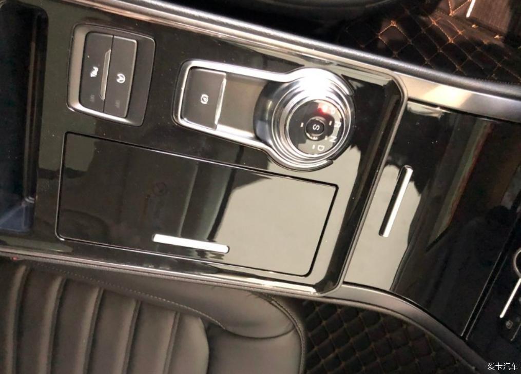 2020款两驱豪锐型
