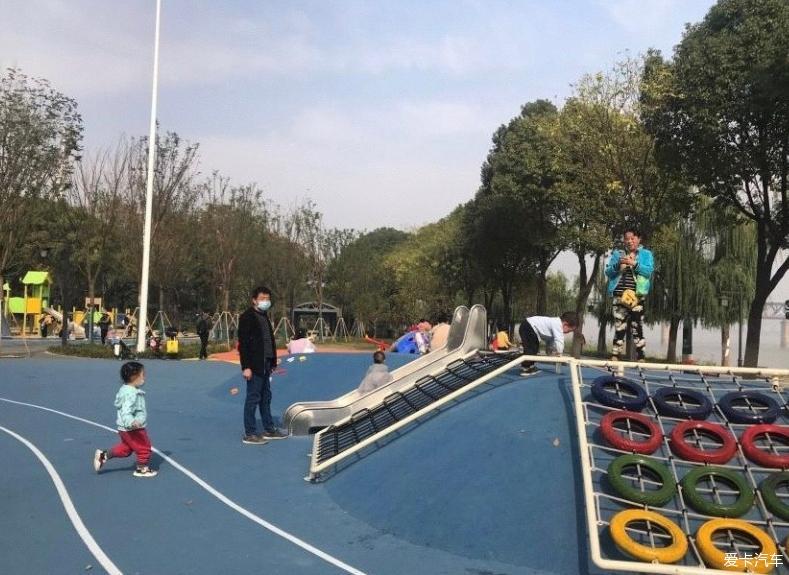 一路同行，有逍客陪伴