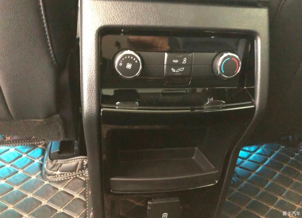 2020款两驱豪锐型