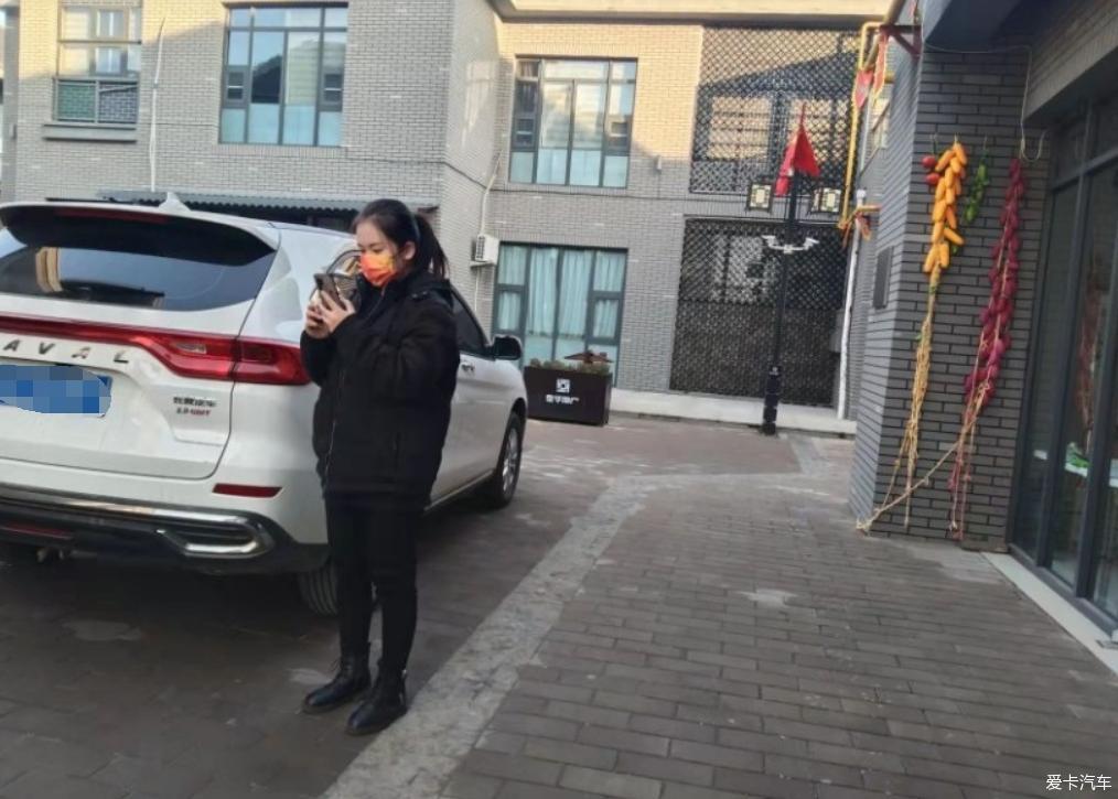 开着新买的哈弗M6 PLUS出来玩
