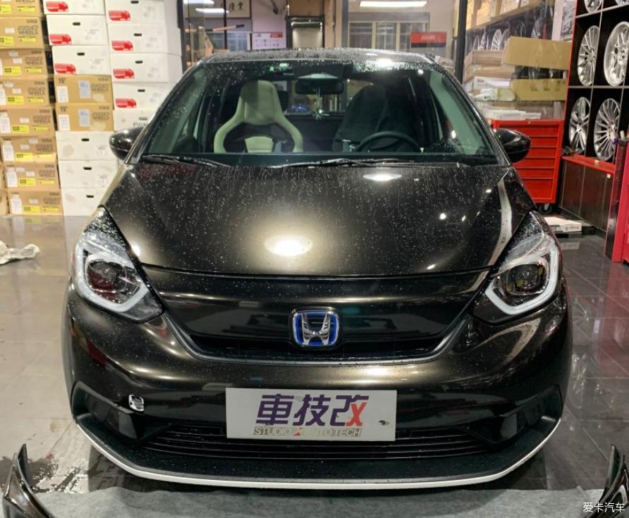 小飞度行驶感受不错