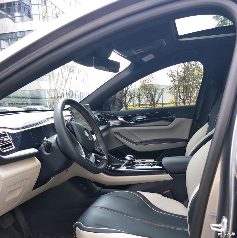 恭喜朋友提车秦PLUS EV
