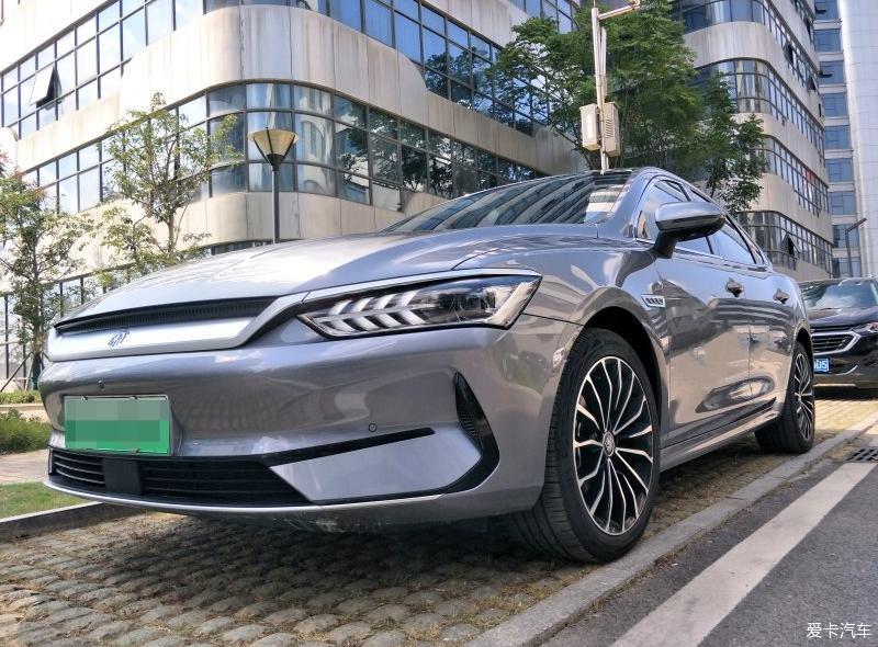 恭喜朋友提车秦PLUS EV