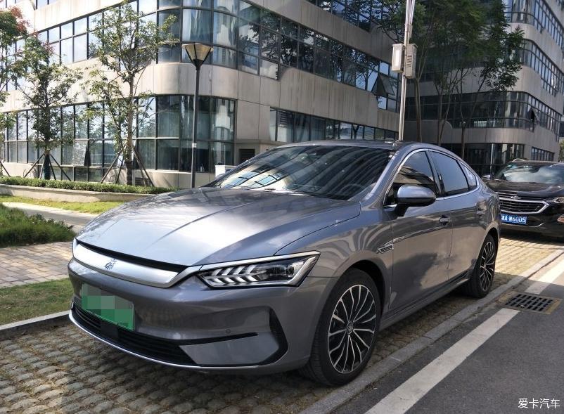 恭喜朋友提车秦PLUS EV