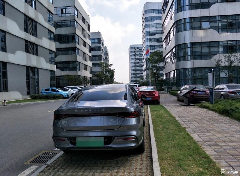 恭喜朋友提车秦PLUS EV