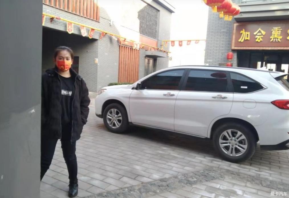 圣诞节开着哈弗M6 PLUS出来吃好吃的