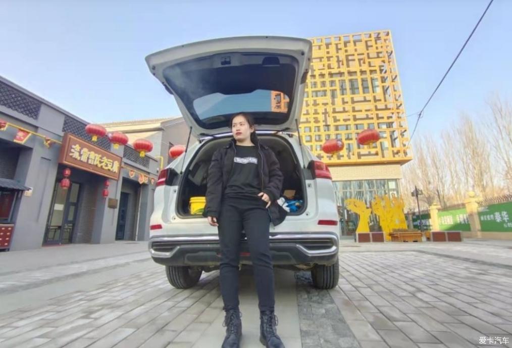 圣诞节开着哈弗M6 PLUS出来吃好吃的