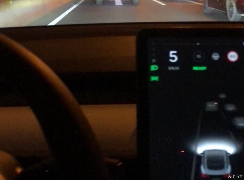 来分享我的21款model3 performance