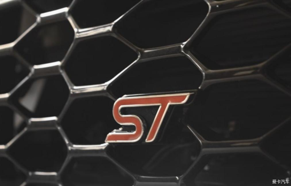 锐界ST算是价格最合理的中级性能SUV