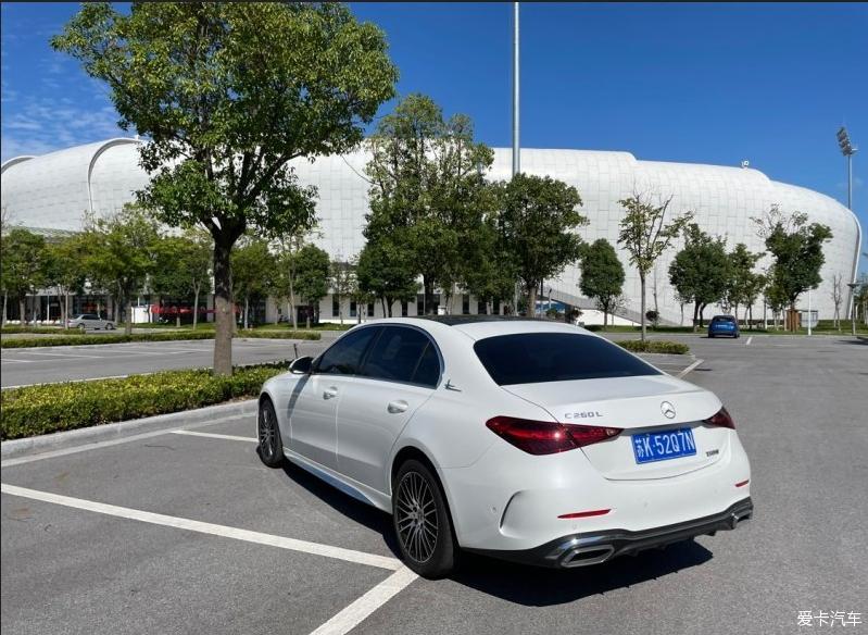 奔驰C级内饰确实YYDS动力还是怀念2.0T