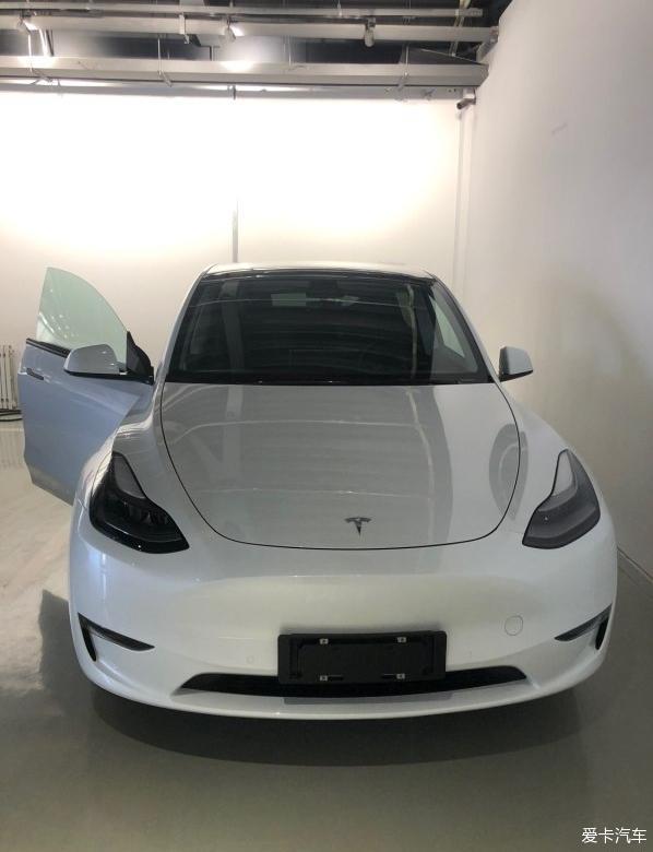 终于成为尊贵的特斯拉model Y 车主