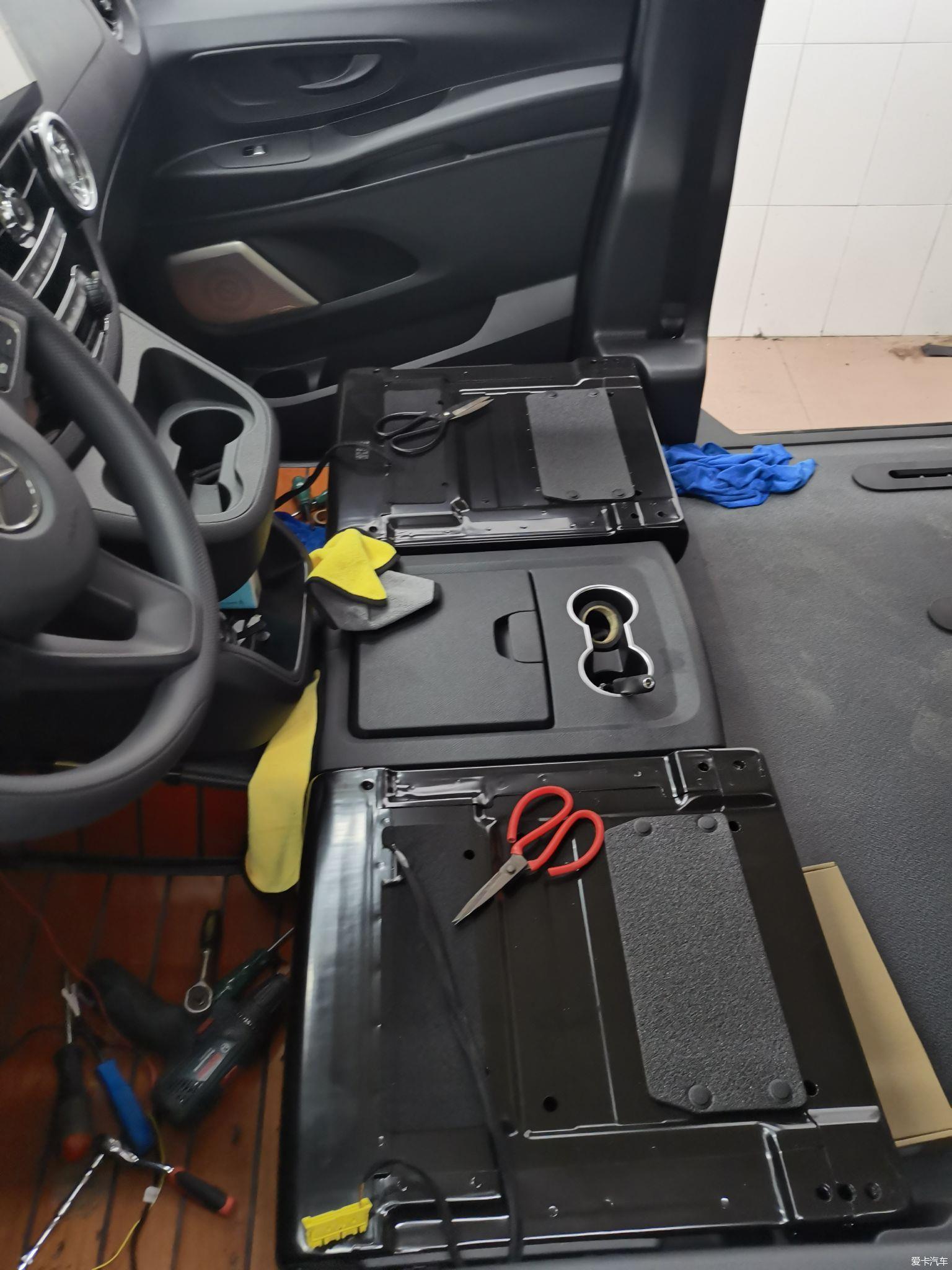 奔驰面包提车、简改记——致敬最初的E级梦