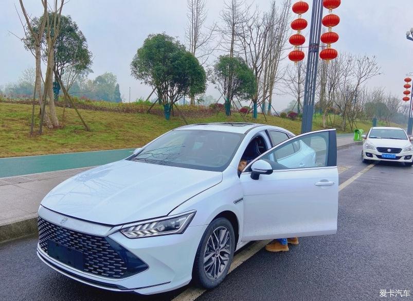 保养得时候顺便试驾秦PLUS DMi