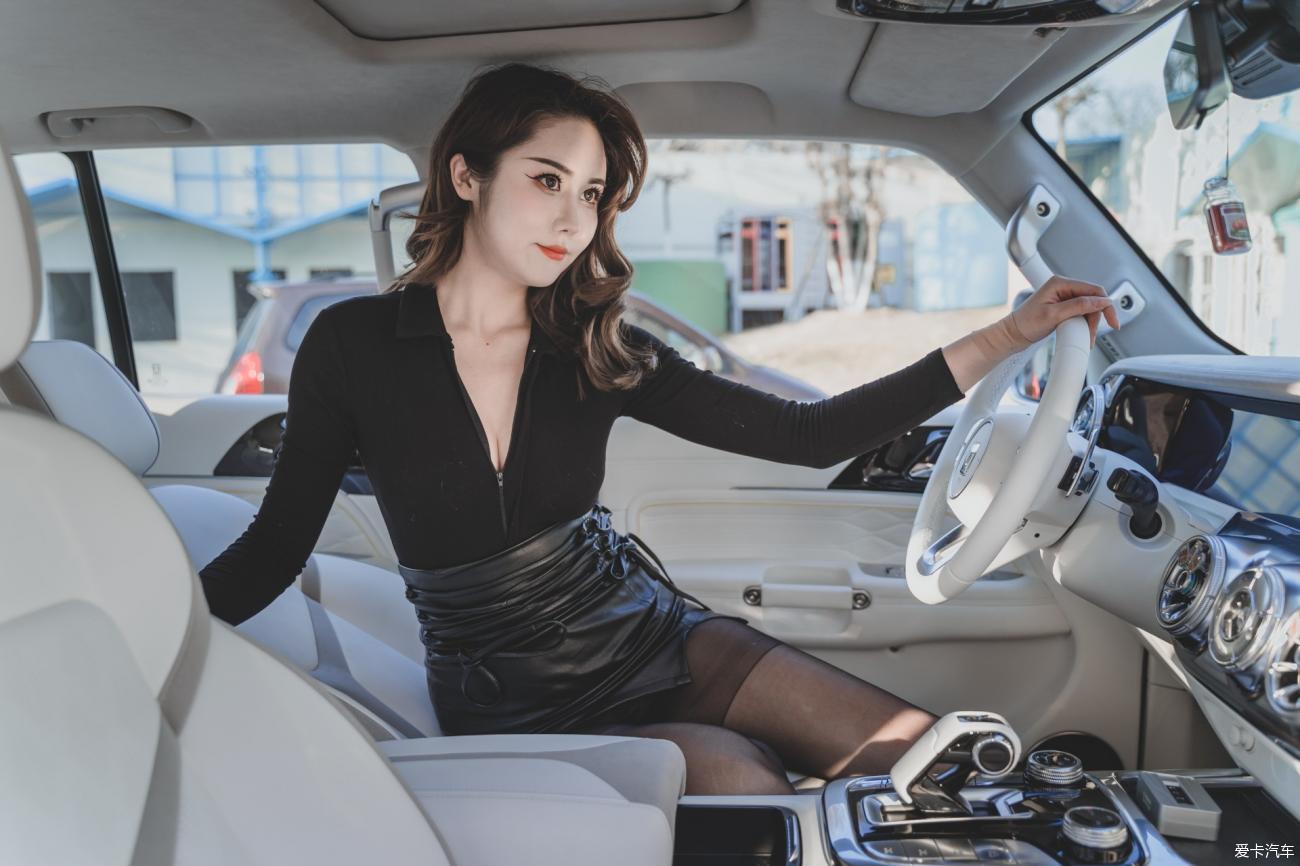 【女神请上车】硬汉柔情 性感御姐会晤赛博坦克 你们觉得该选谁