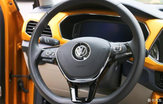 家用小车，途铠很满意
