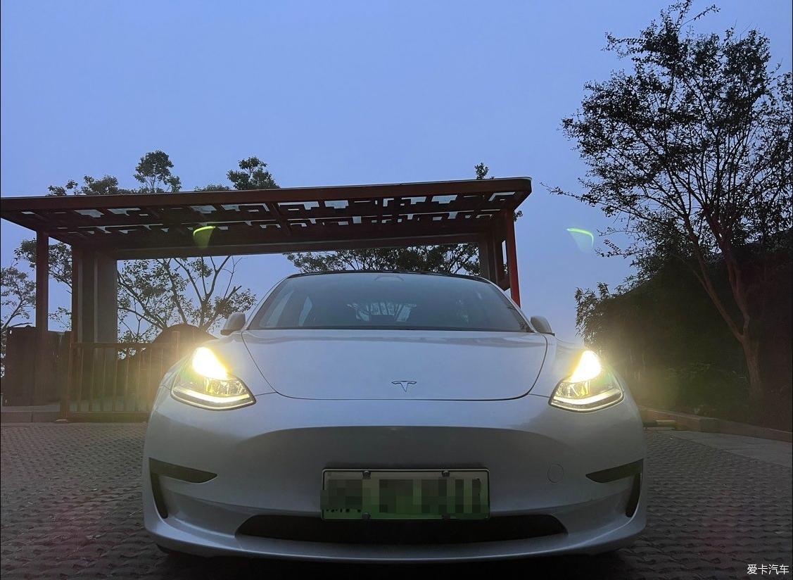 颜色 内饰 轮毂 不知道选那些？特斯拉Model 3选配指南