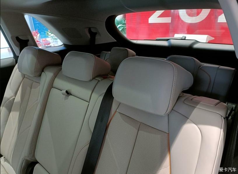 上汽首款纯电SUV 奥迪Q5 e-tron到店评测