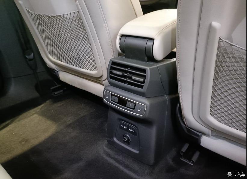 上汽首款纯电SUV 奥迪Q5 e-tron到店评测