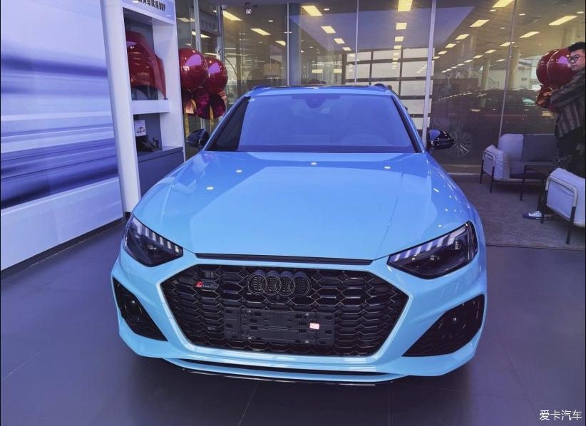 奥迪rs7-三十多岁的人生,澎湃着的从容  瓦罐旅行我的最爱