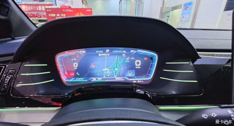 比亚迪2022款唐EV 六座版到店静态体验