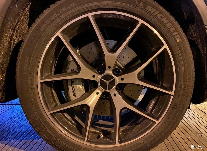 回归儿时初心 提奔驰AMG GLC 43