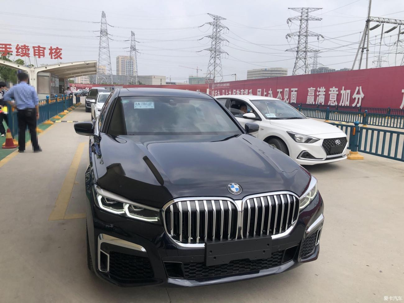 写在新7系上市-一年购买三台BMW之宝马740LI（G12）
